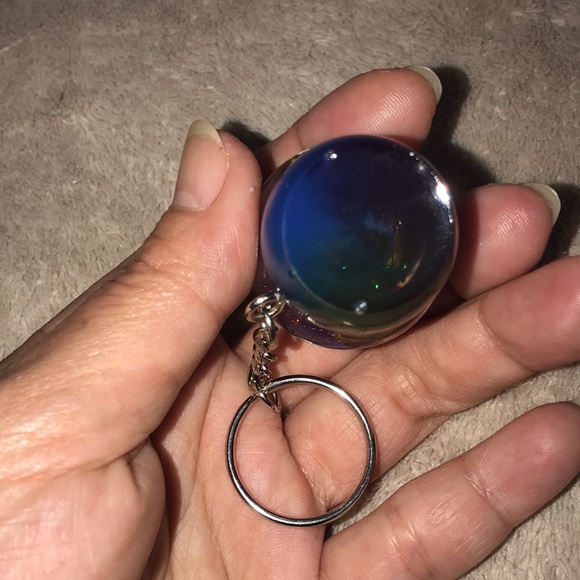 Custom Epoxy mini mushroom 🍄 keychain with shells ✨ Wish and leaf - Picture 4 of 8